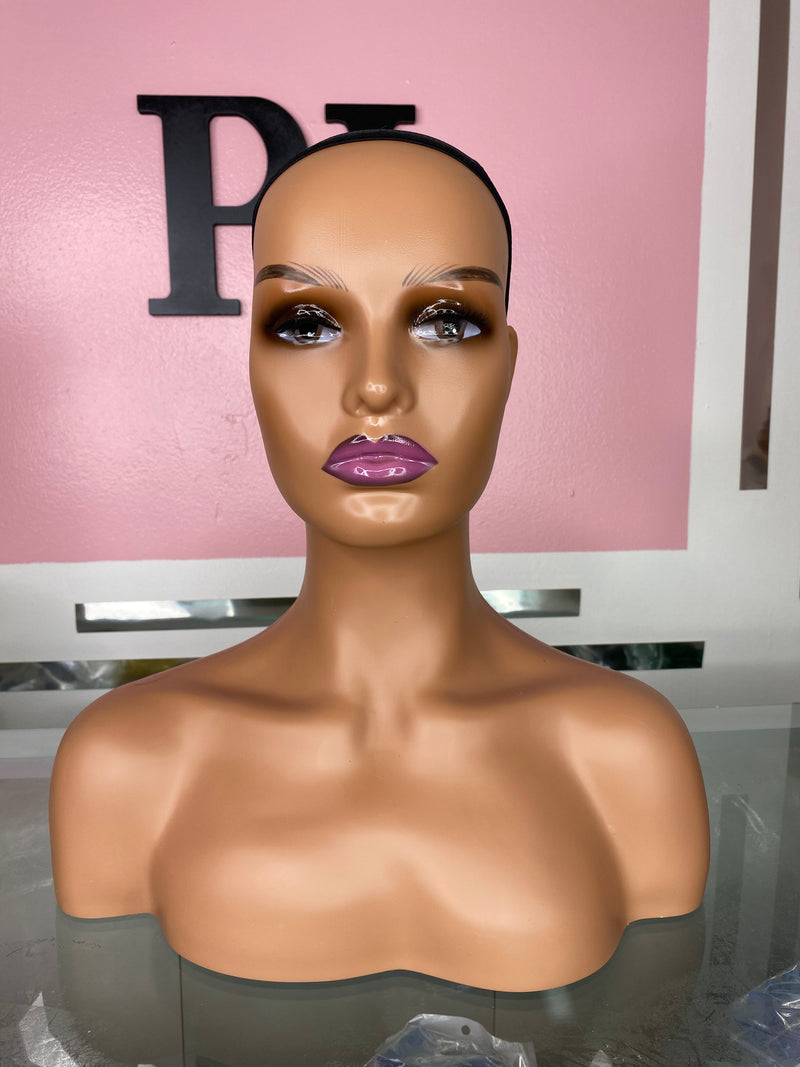 Mannequin Head