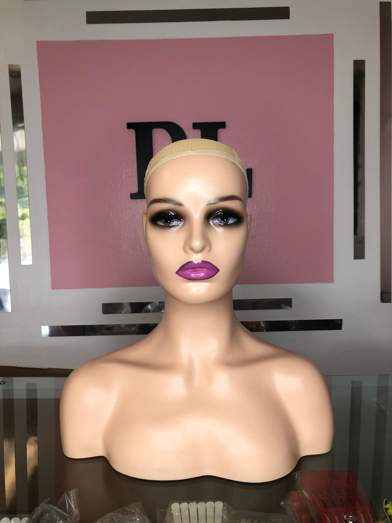 Mannequin Head